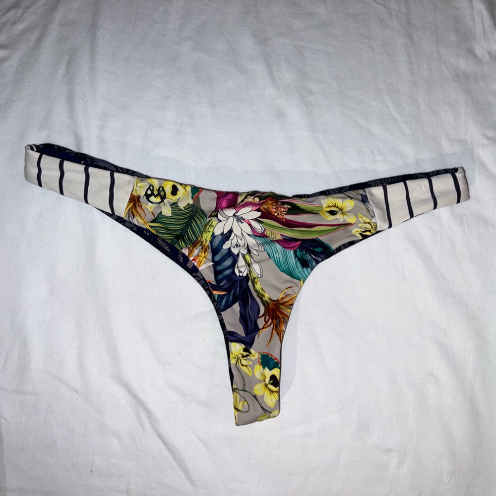 Maaji Reversible Bottom